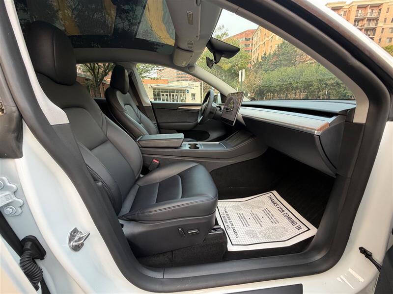 2024 Tesla Model Y Long Range