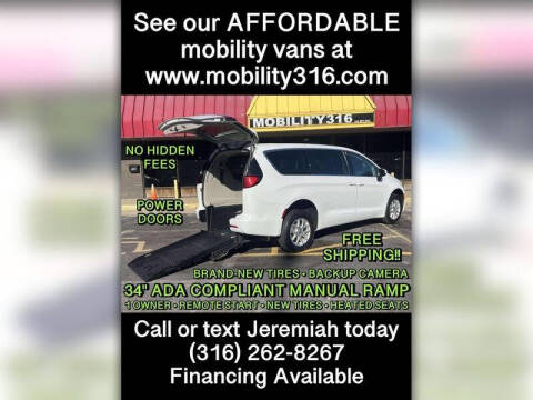 2022 Chrysler Voyager for sale at Affordable Mobility Solutions, LLC - Mobility/Wheelchair Accessible Inventory-Wichita in Wichita KS