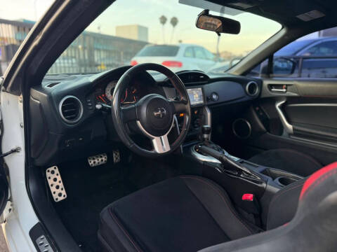 2016 Scion FR-S