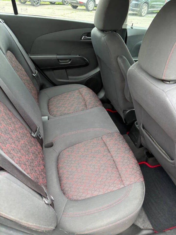 2017 Chevrolet Sonic LT Auto