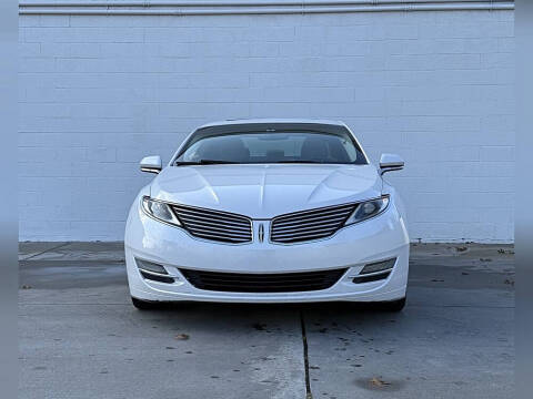 2014 Lincoln MKZ