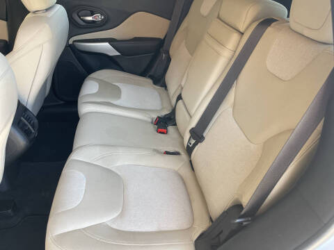 2018 Jeep Cherokee Latitude