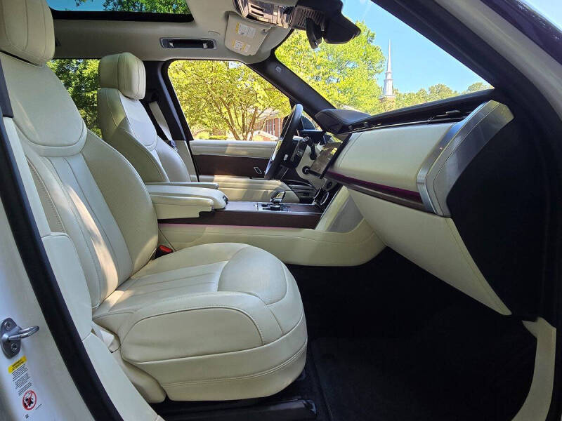 2023 Land Rover Range Rover P400 SE