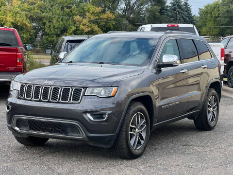 2017 Jeep Grand Cherokee for sale at North Imports LLC in Burnsville MN