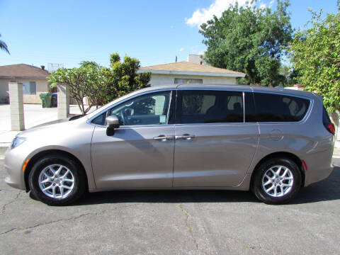 2017 Chrysler Pacifica Touring