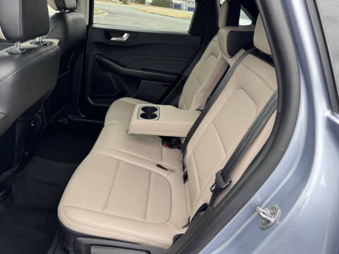 2022 Ford Escape SEL