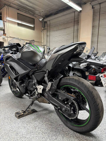 2024 Kawasaki Ninja 650