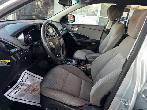 2016 Hyundai Santa Fe SE