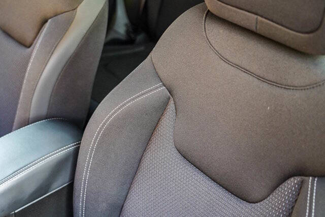 2022 Jeep Renegade (Red) Edition