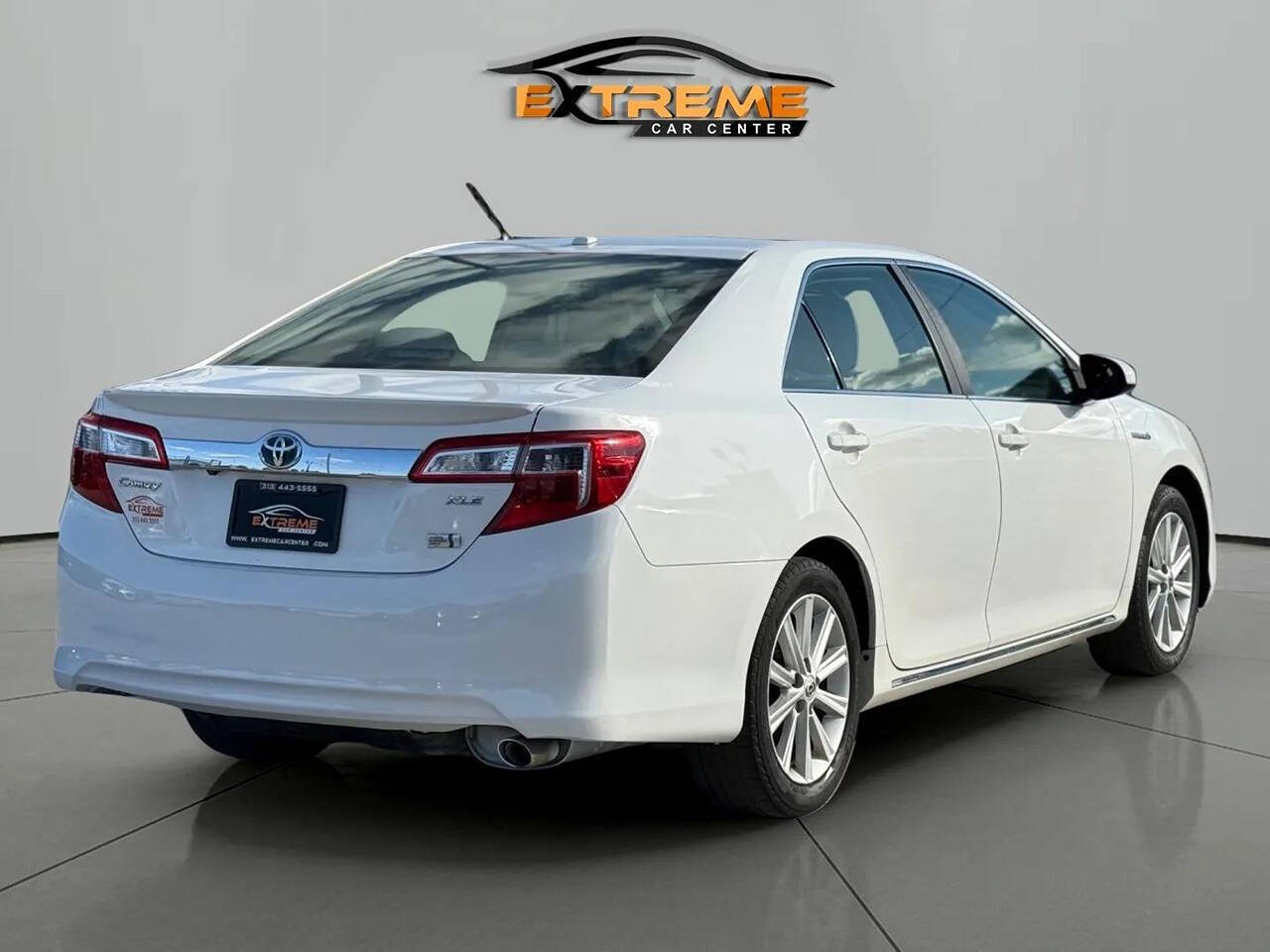 2012 Toyota Camry Hybrid for sale at Extreme Car Center in Detroit, MI