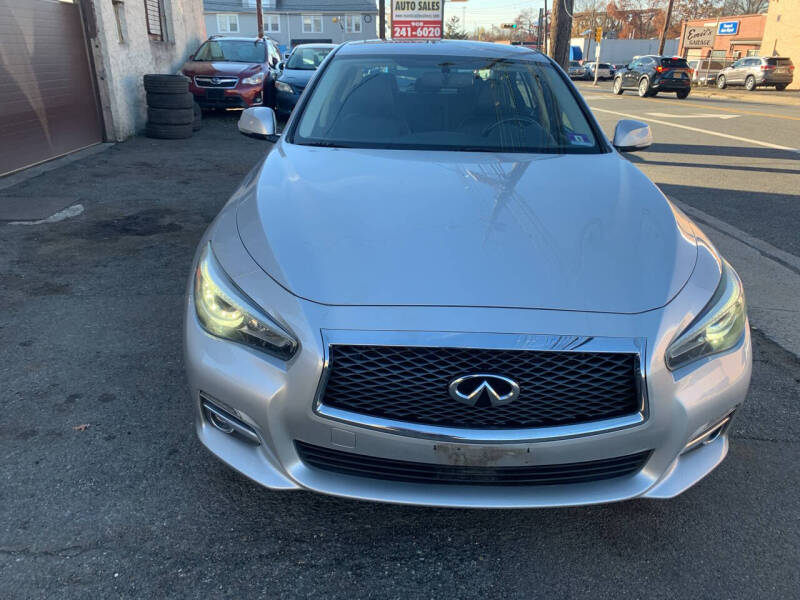2015 Infiniti Q50 Premium