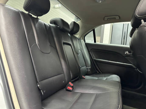 2011 Ford Fusion SEL