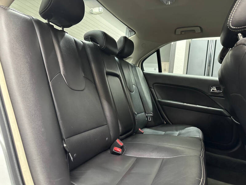 2011 Ford Fusion SEL