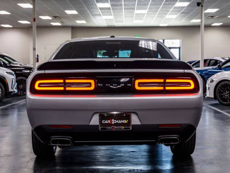 2019 Dodge Challenger SXT
