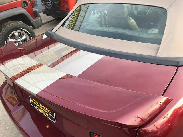 2004 Ford Mustang GT Deluxe