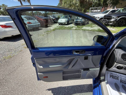 2008 Volkswagen New Beetle S