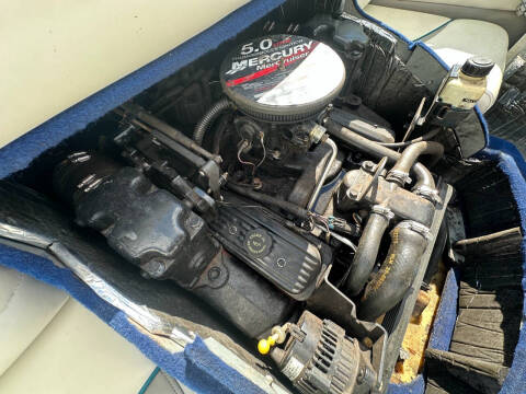 1998 Bayliner 2050 CX