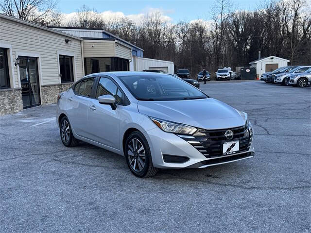 2023 Nissan Versa SV