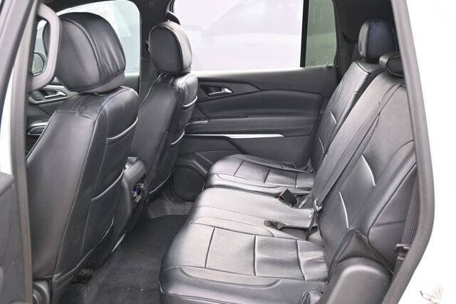2024 Chevrolet Traverse LS