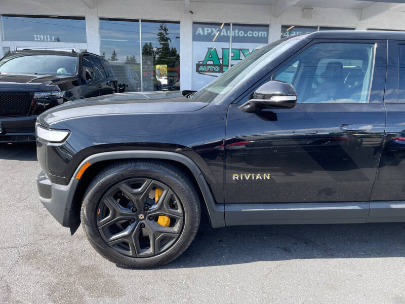 Used 2022 Rivian R1T Launch Edition with VIN 7FCTGAAL1NN004991 for sale in Edmonds, WA