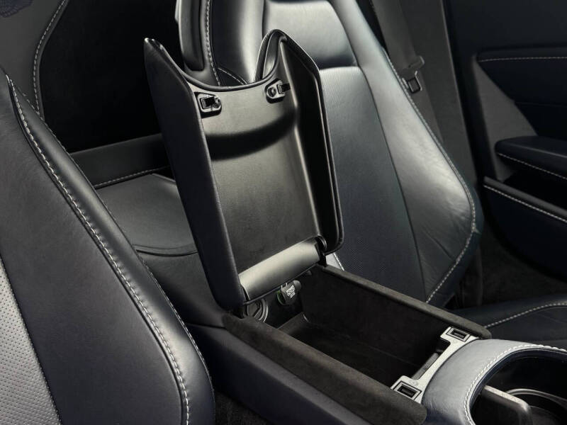 2020 Aston Martin Vantage