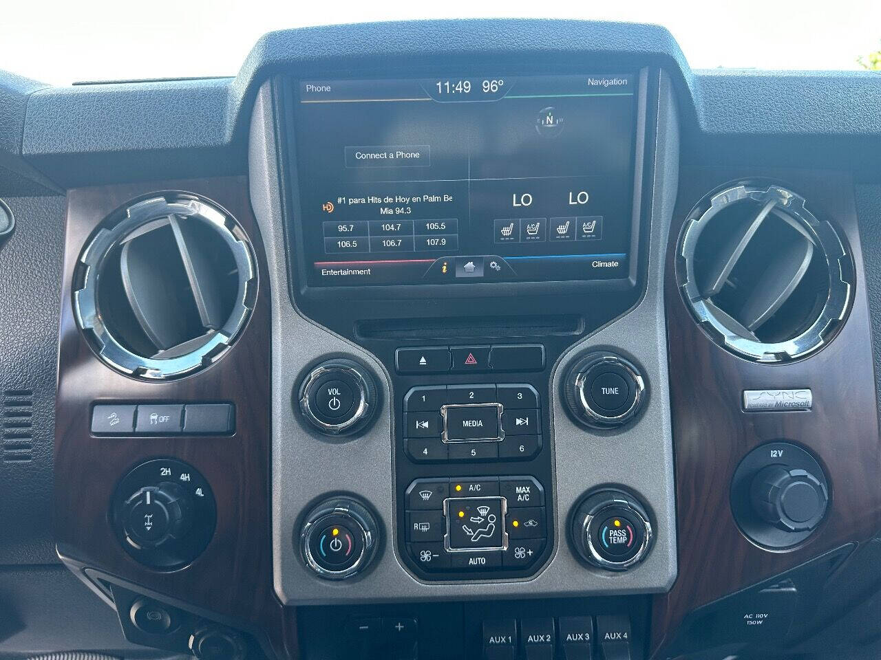 2015 FORD F-350 Pickup - $28,900