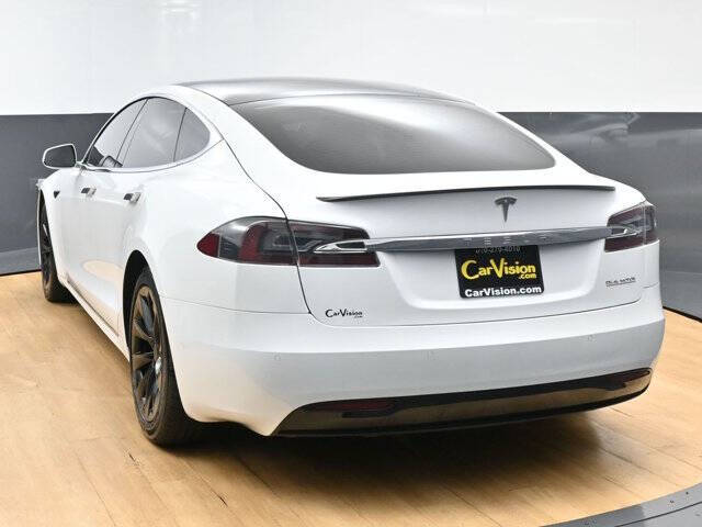 2020 Tesla Model S Performance