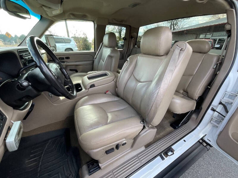 2005 GMC Sierra 2500HD