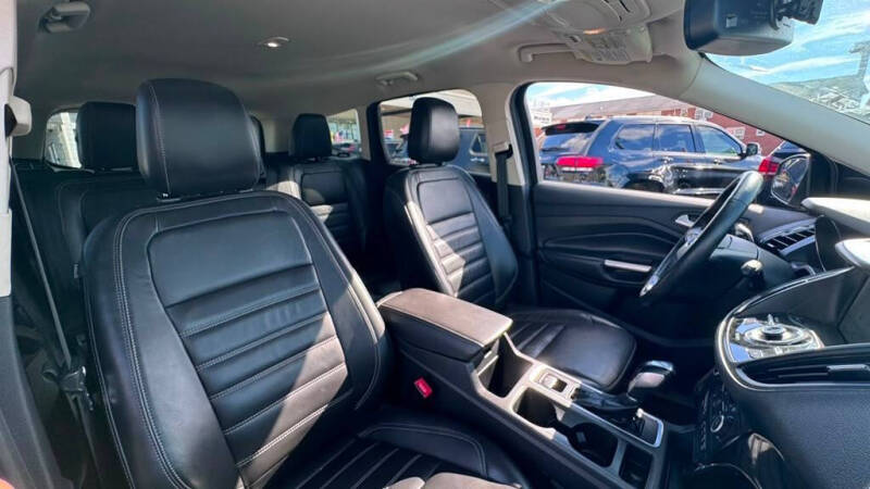 2017 Ford Edge Titanium