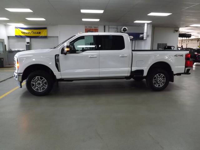 Used 2023 Ford F-250 Super Duty Lariat with VIN 1FT8W2BN3PEE23903 for sale in Platteville, WI