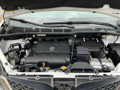 2015 Toyota Sienna