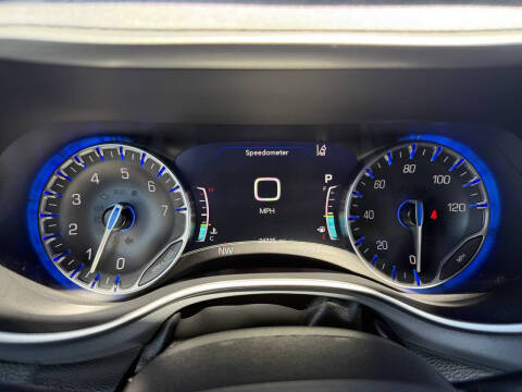 2024 Chrysler Pacifica Touring