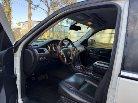 2013 Cadillac Escalade ESV Premium