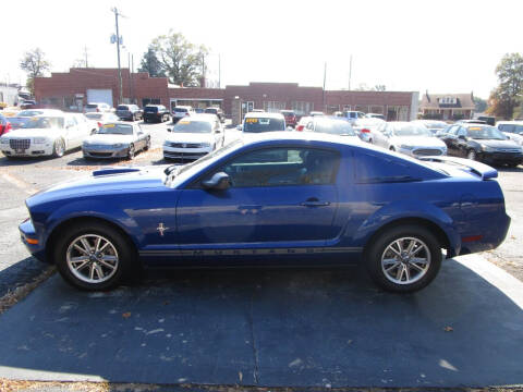 2005 Ford Mustang for sale at Taylorsville Auto Mart in Taylorsville NC