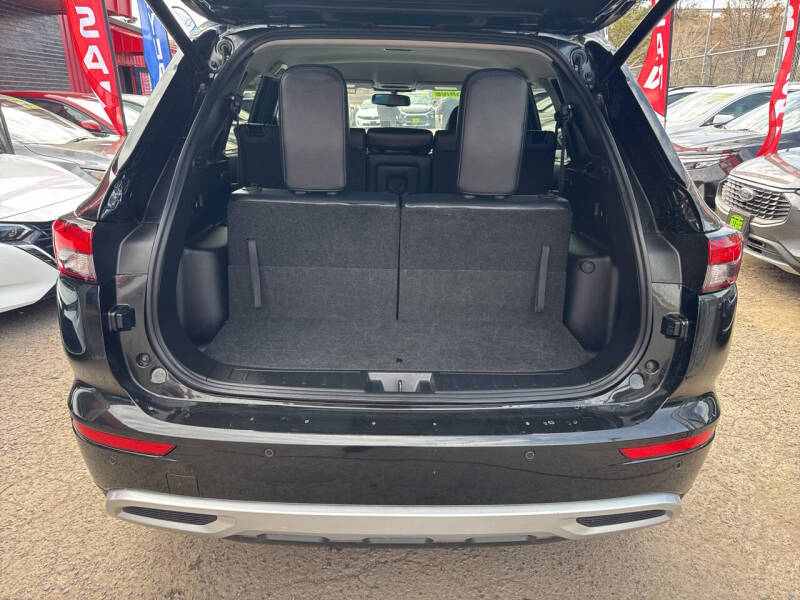 2024 Mitsubishi Outlander SEL