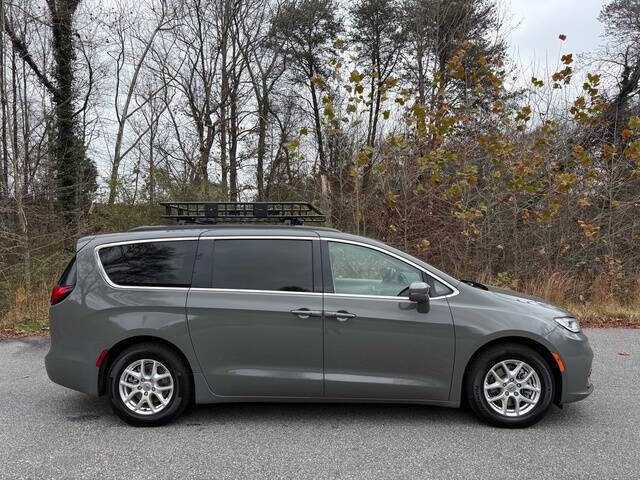 2022 Chrysler Pacifica Touring L