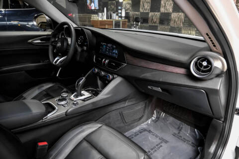 2021 Alfa Romeo Giulia