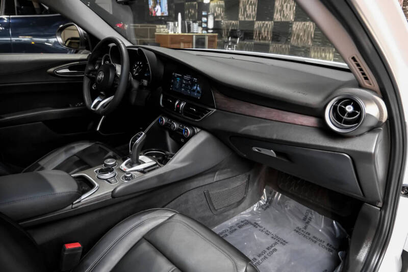 2021 Alfa Romeo Giulia