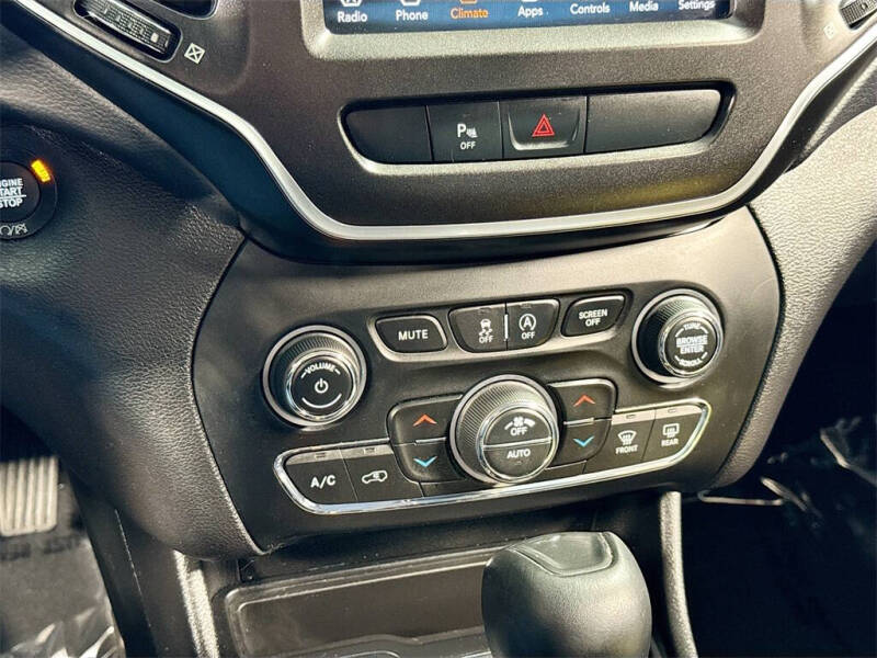 2020 Jeep Cherokee Trailhawk