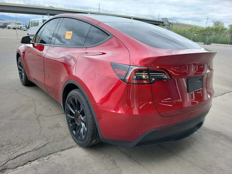 2024 Tesla Model Y Long Range