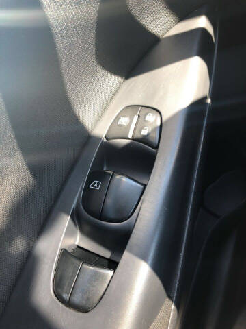 2015 Nissan Sentra SR