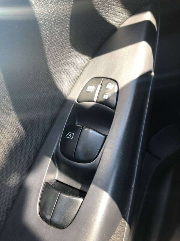 2015 Nissan Sentra SR