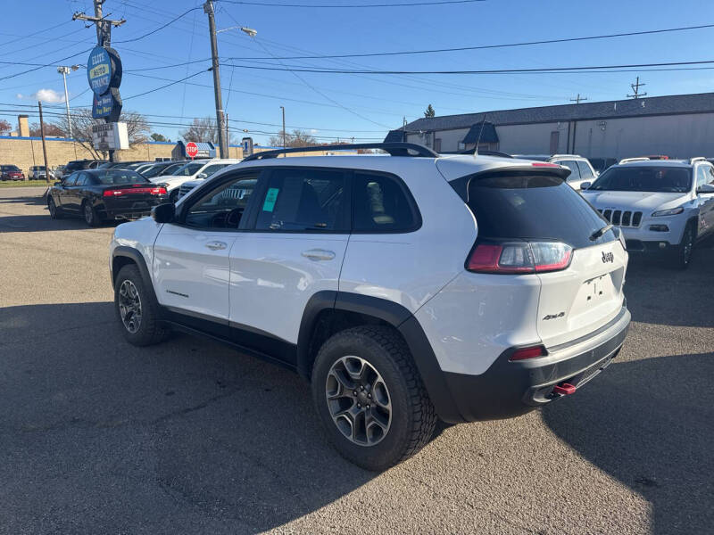 2020 Jeep Cherokee Trailhawk
