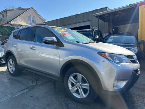 2014 Toyota RAV4 for sale at Deleon Mich Auto Sales in Yonkers NY