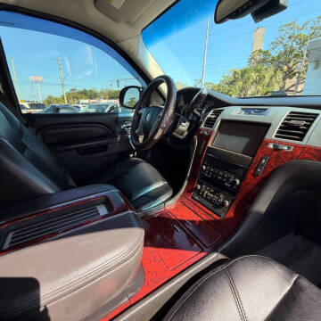 2013 Cadillac Escalade Luxury