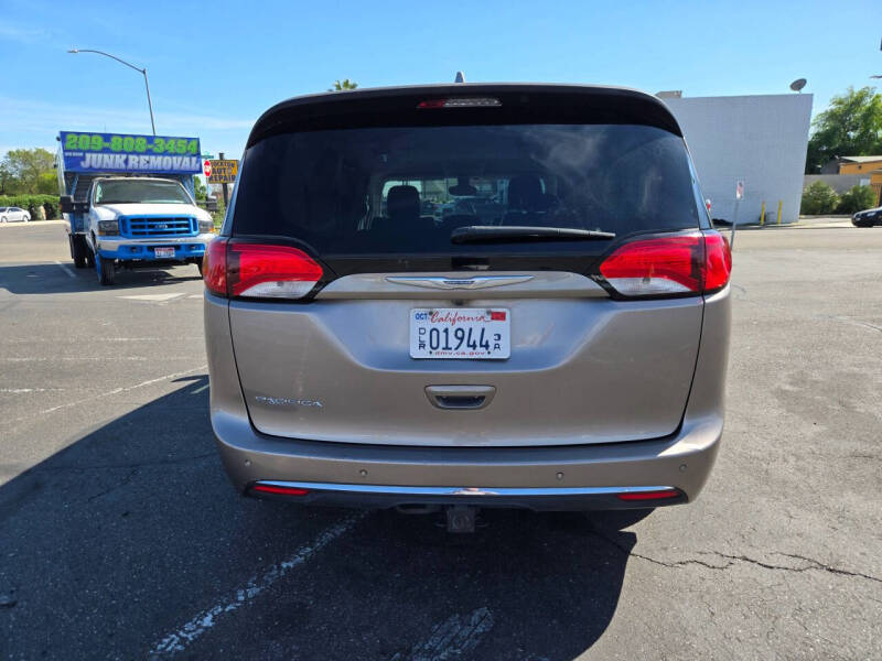 2017 Chrysler Pacifica