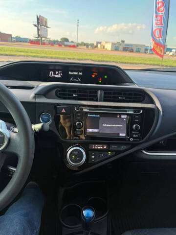 2017 Toyota Prius c