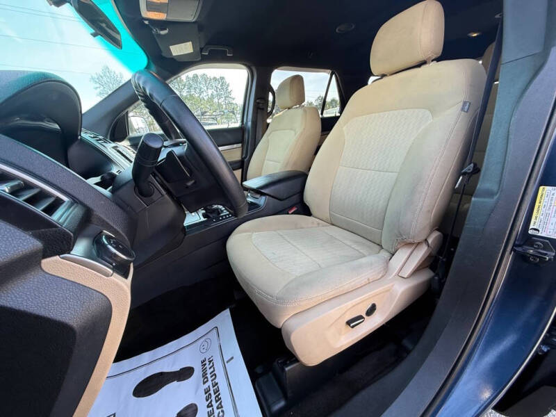 2016 Ford Explorer