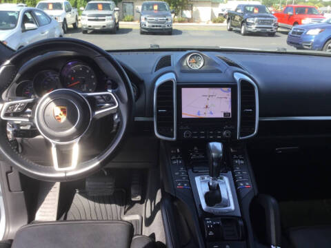 2018 Porsche Cayenne Platinum Edition