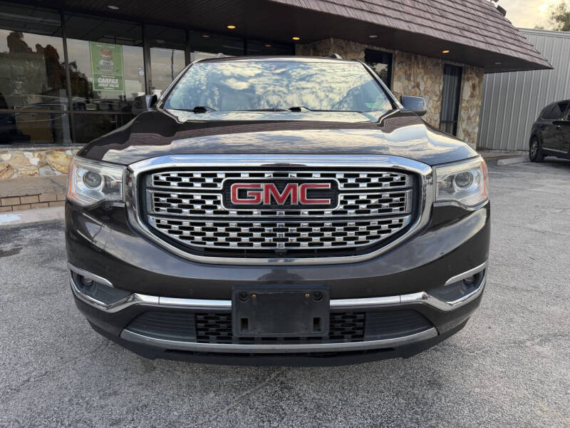 2017 GMC Acadia Denali